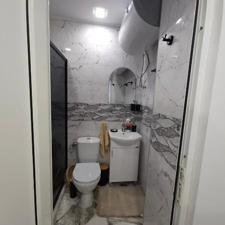 ани Tschernomorez